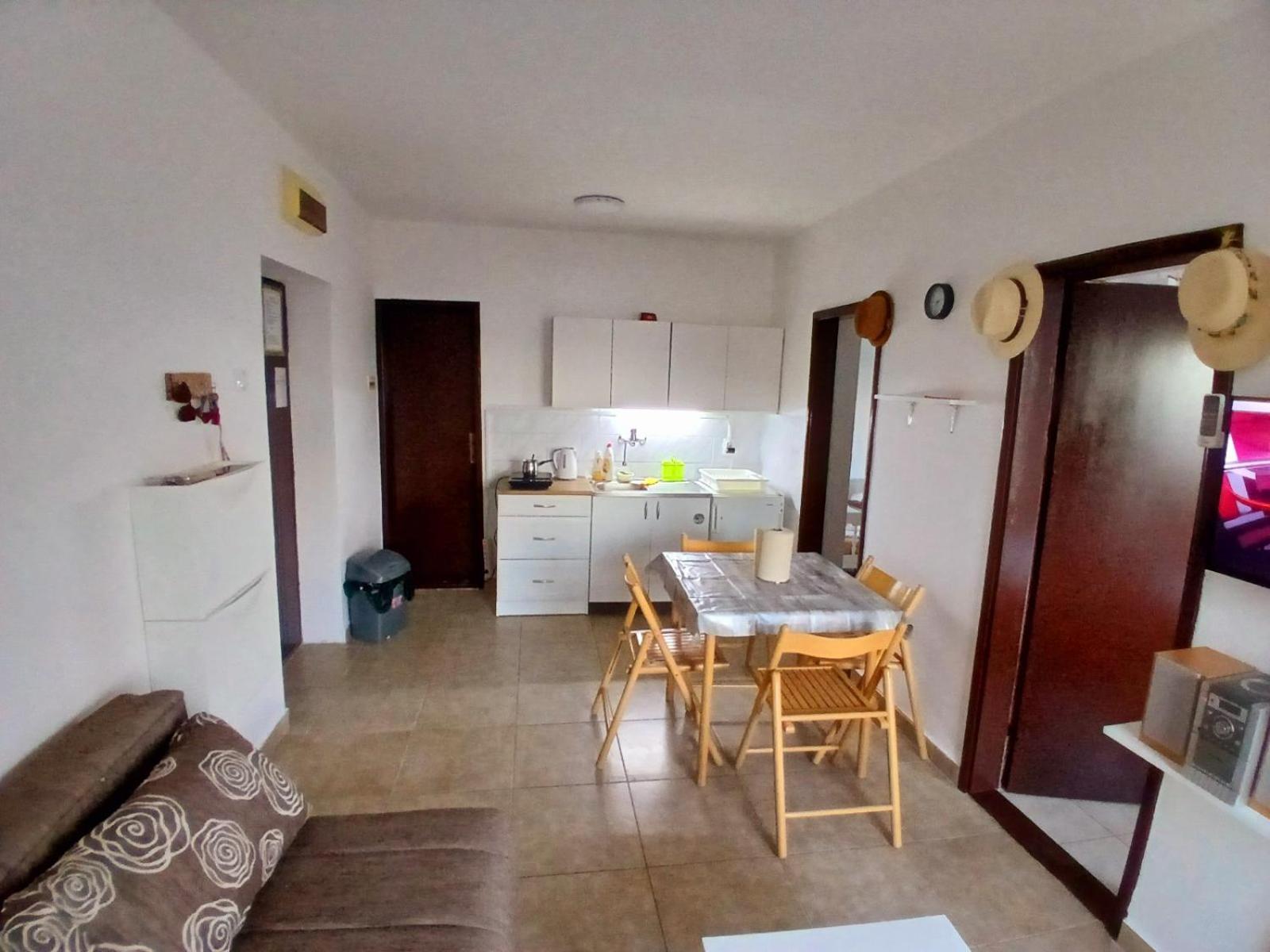 Apartman M - Baošići view 5