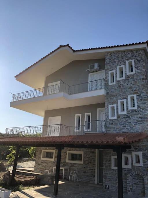 Maisonette by the beach view 3