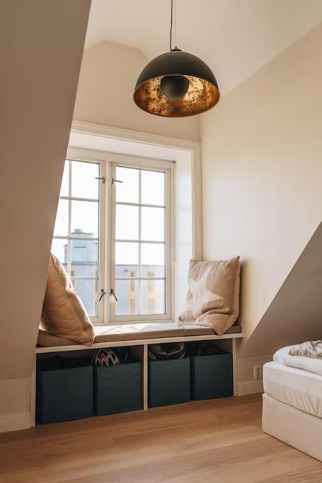 Modern 3-room top floor apartment view 5