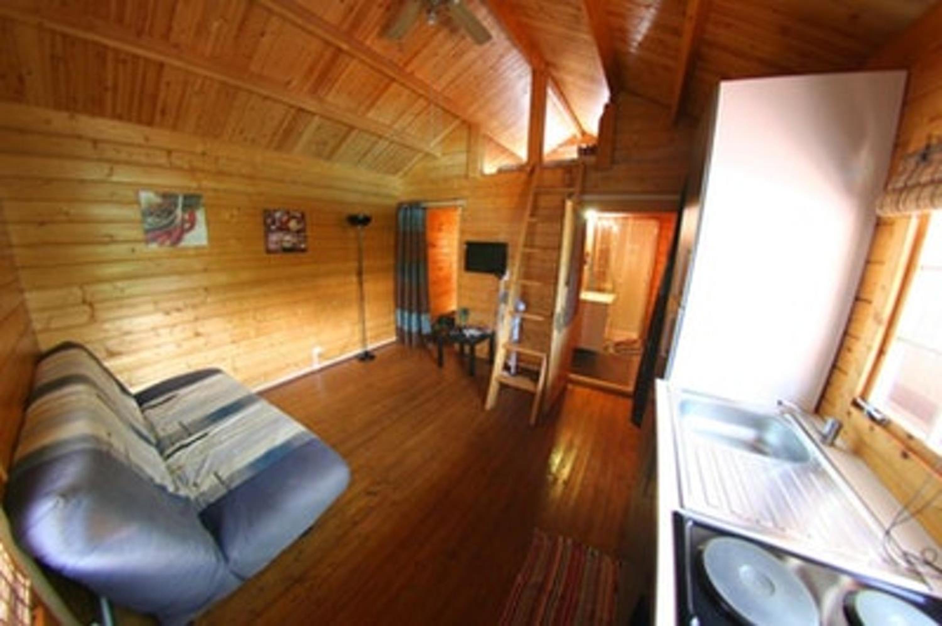 Bungalow charmant à Saint-Joseph, vue sur la piscine