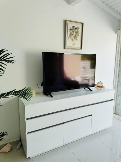 Palm & Sea, 1 chambre sur la plage, Nettle Bay Beach Club view 4