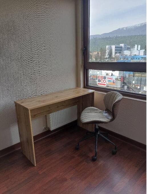 Las Condes, parking, smart tv Mall Alto Las Condes