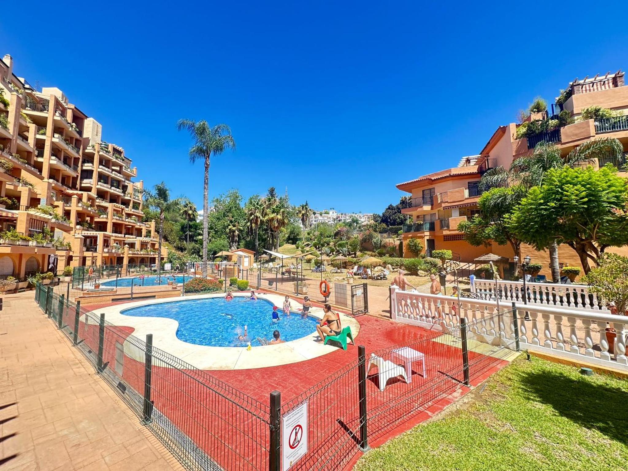 Hotel Sol y Mar Fuengirola - Image 1