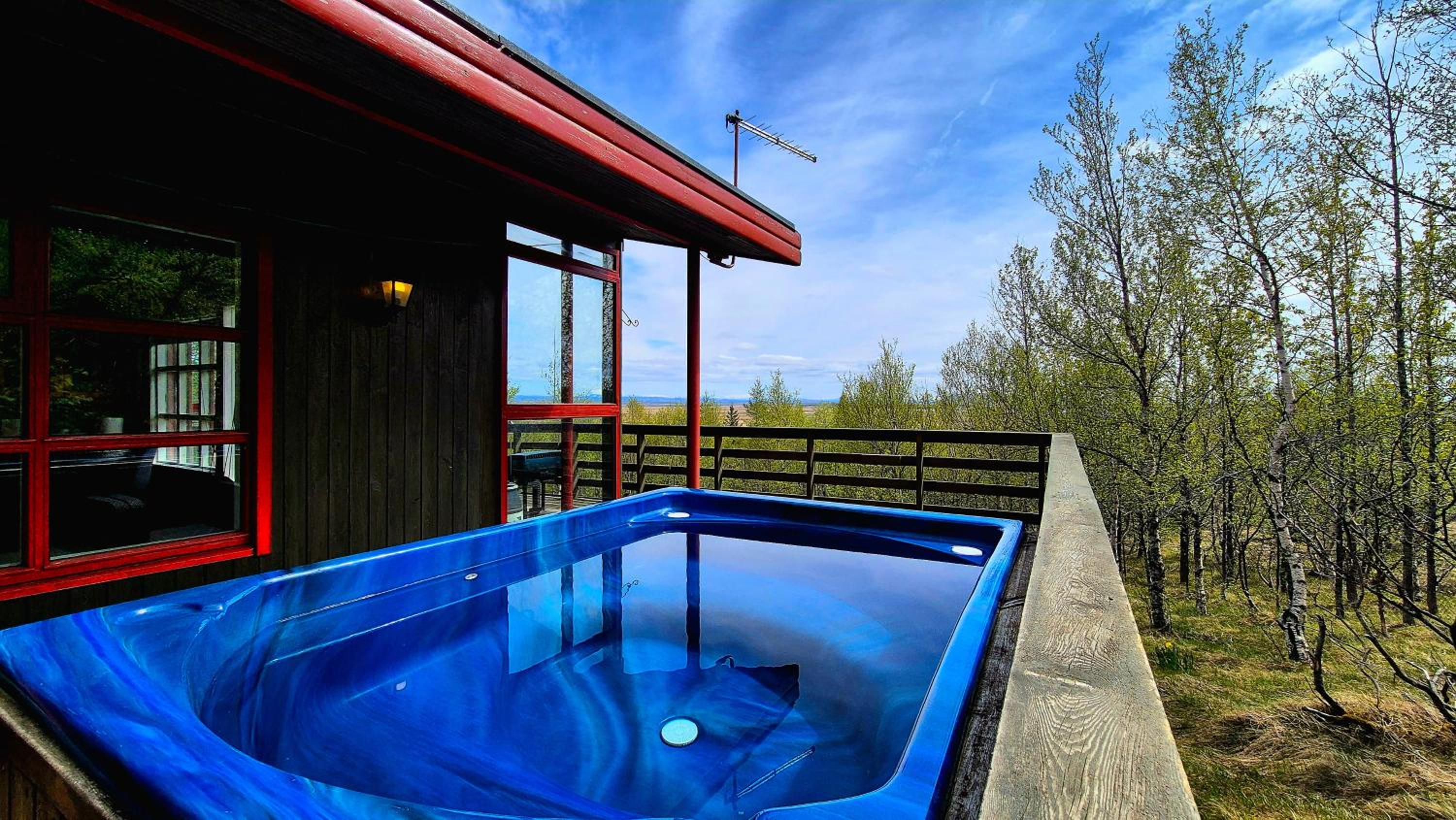 Golden Circle Lakeside Cabin with Private Hot Tub view 3
