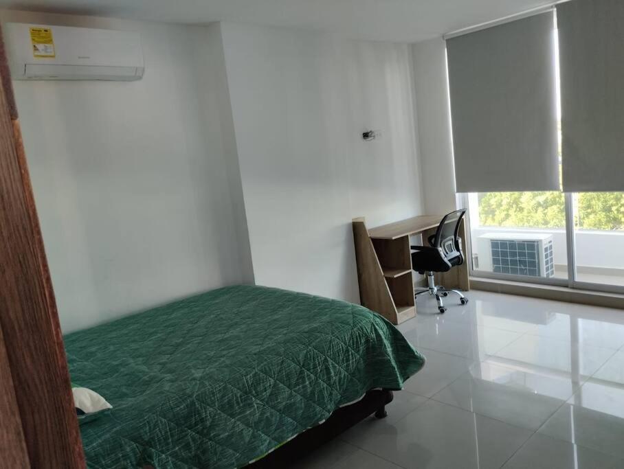Apto de 3 alcobas, 2 balcones en lugar estratégico