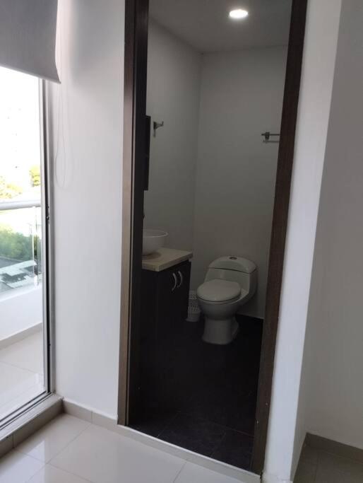 Apto de 3 alcobas, 2 balcones en lugar estratégico