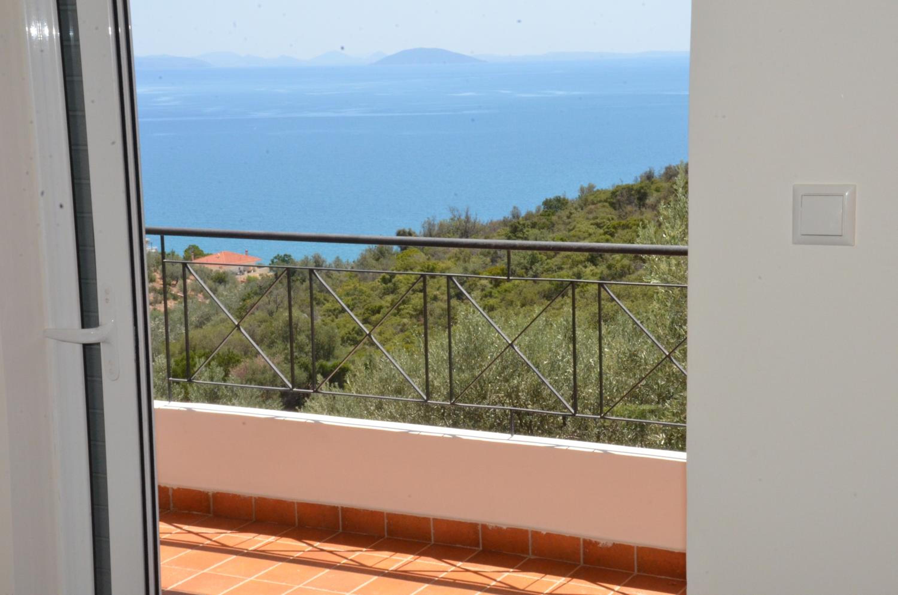 Villa Ozzy, Breathtaking Sea View, 2 Bedroom, Pool view 5