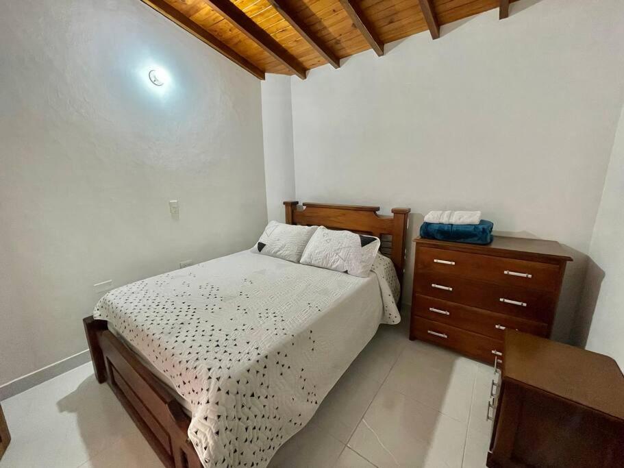 Apto amplio 3 hab para familias y grupos Sabaneta