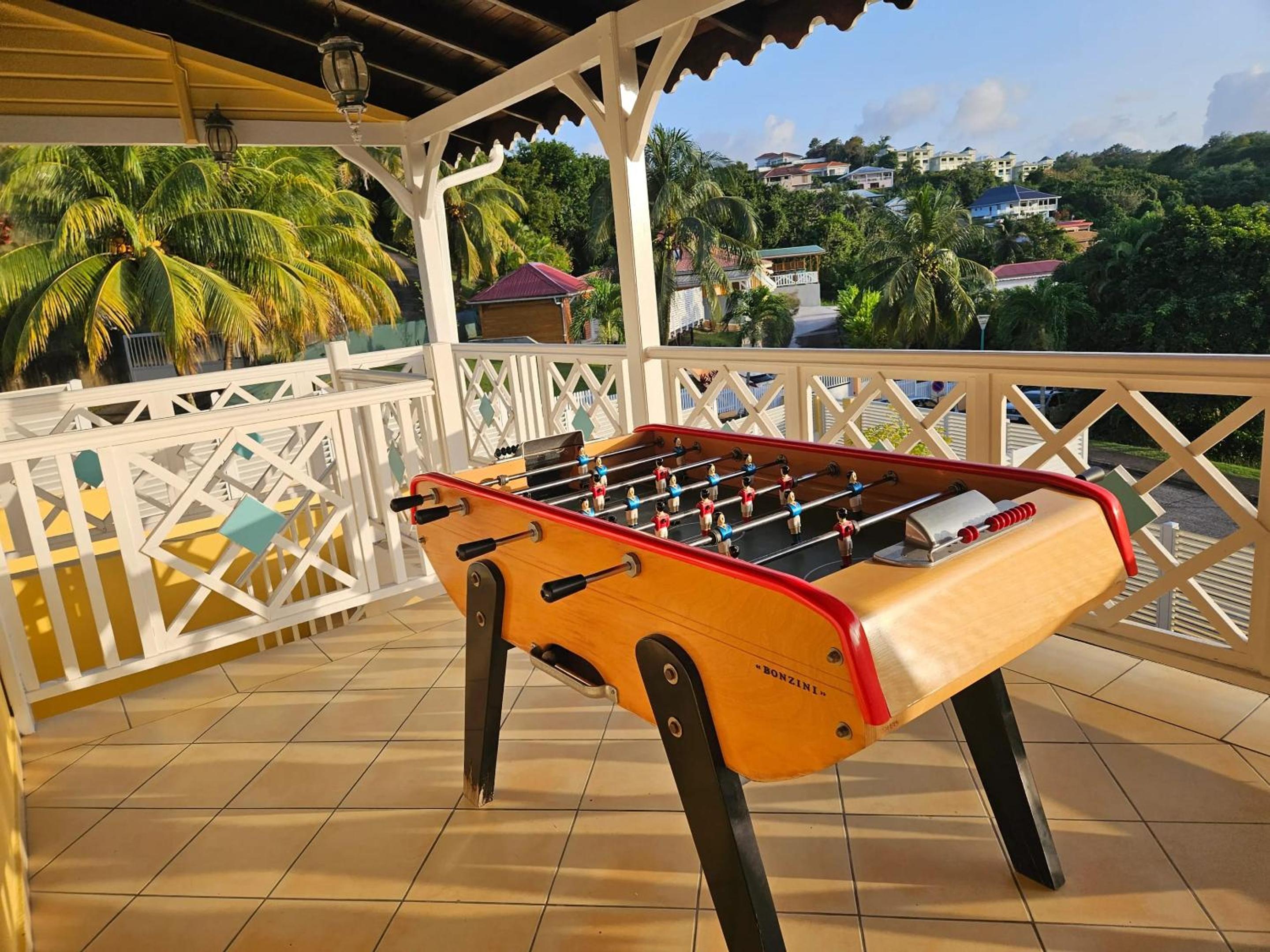 Appartement spacieux aux Trois-Îlets avec piscine partagée view 3