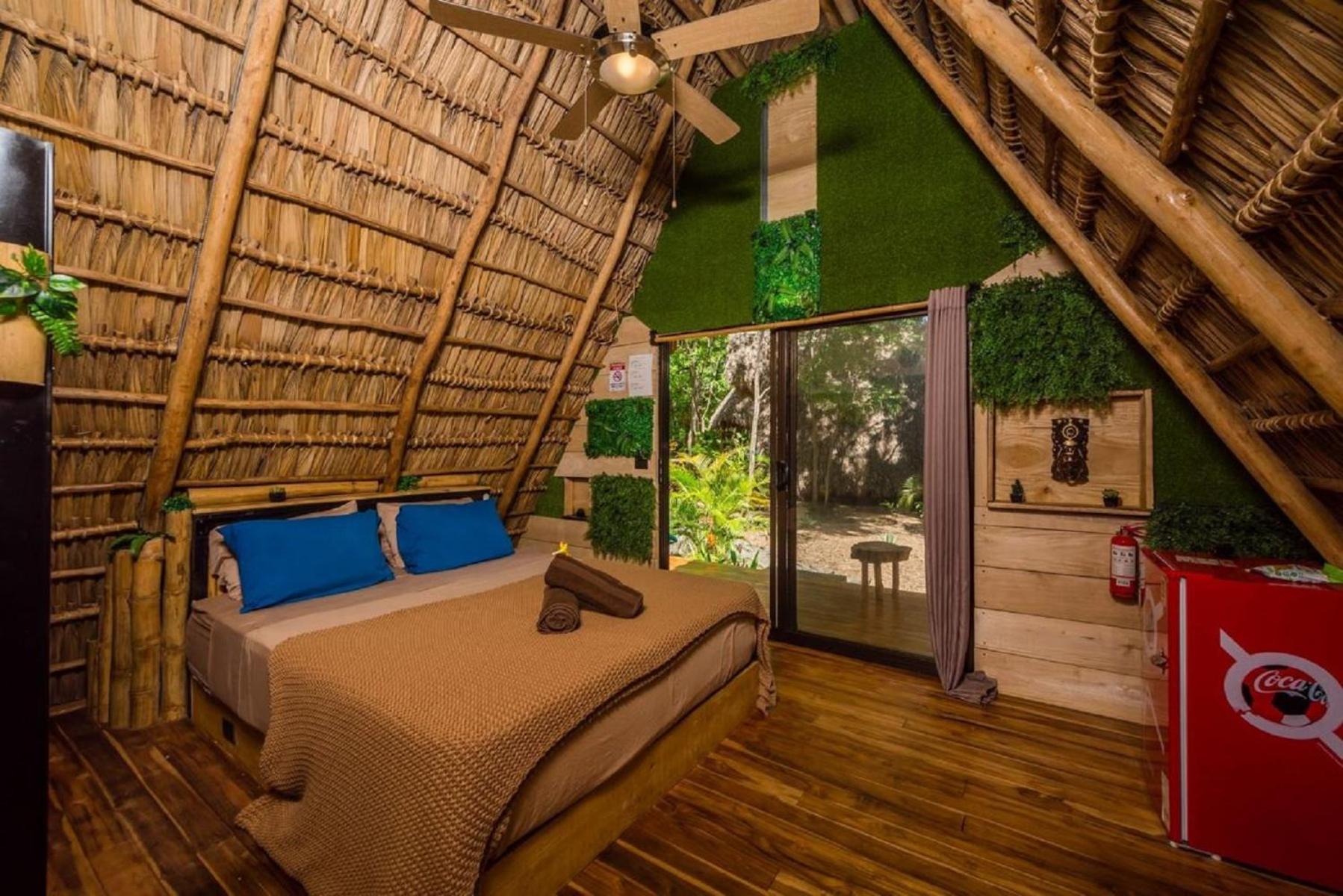 Cabinas de Lou Eco Lodge TAMARINDO