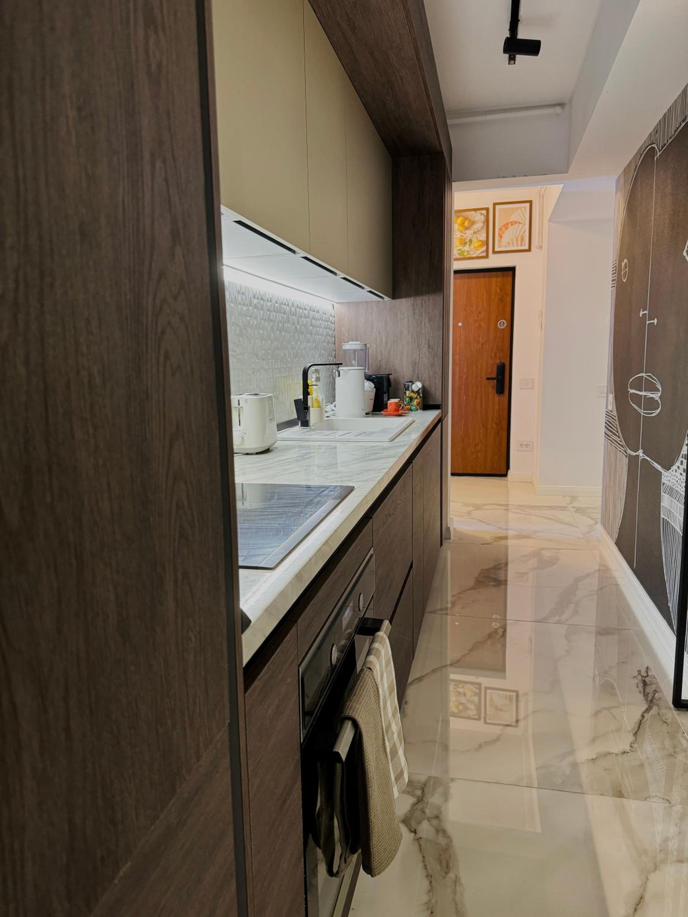 Design Brand-New Apartment with Terrace in Business District view 2