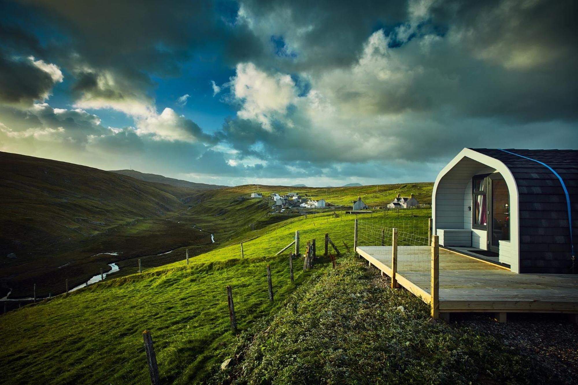 SEApods - Isle of Lewis - Luxury en-suite pods on the edge of the Atlantic Ocean view 3