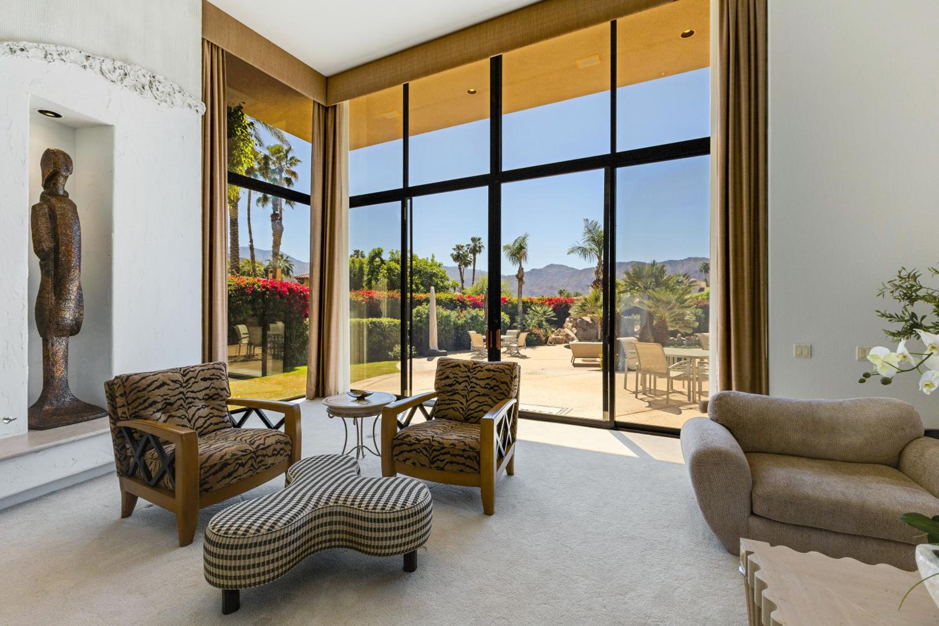 The Estancias, Compound in La Quinta on a 1 acre lot Ultimate Privacy view 5