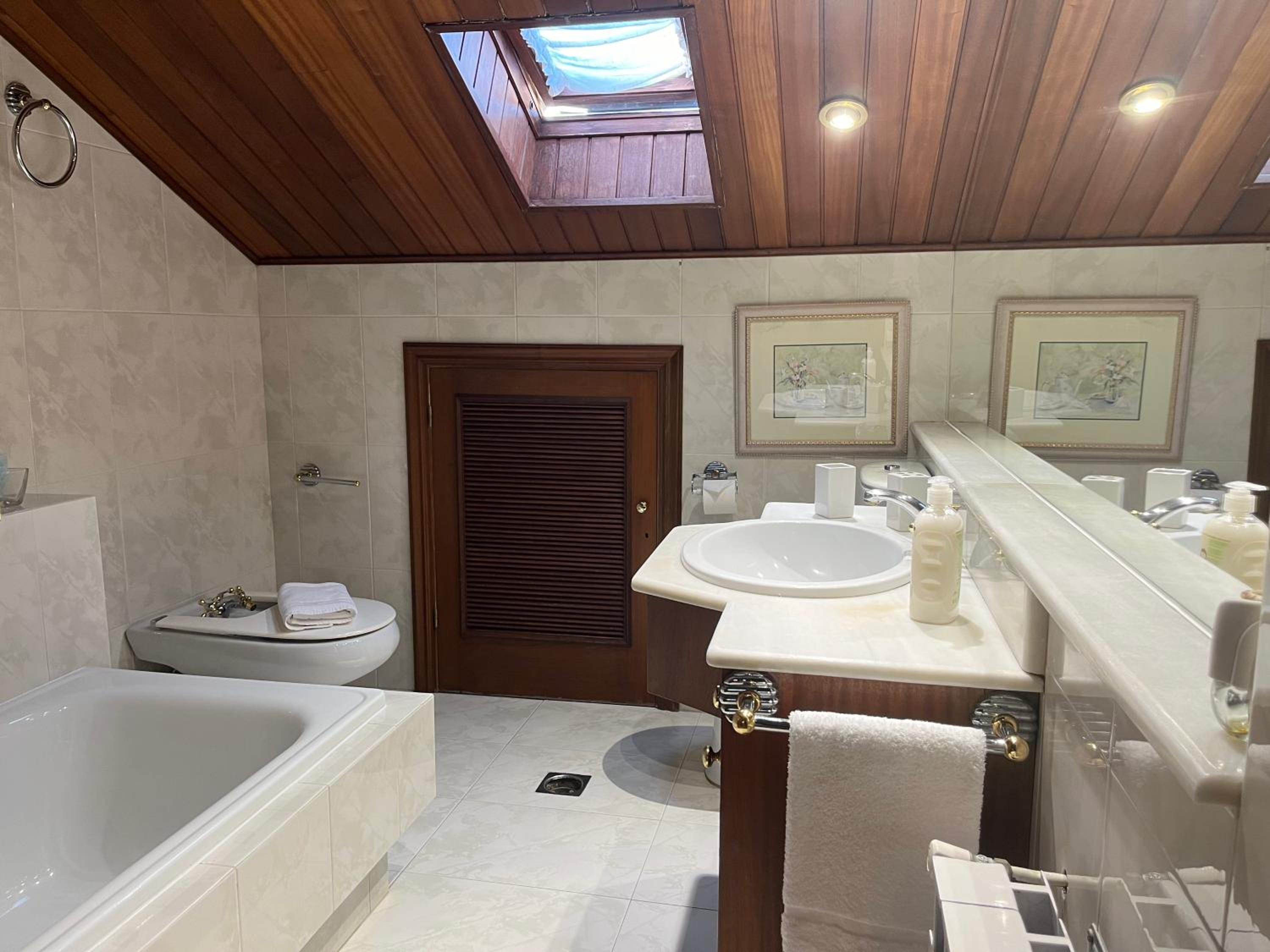 Preciosa casa en playa América