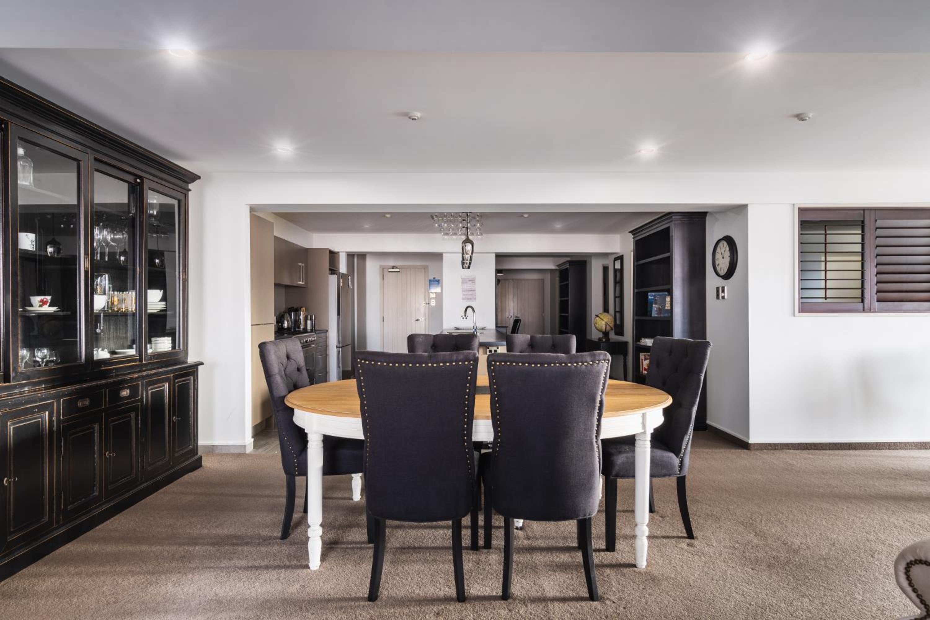 Manor Place Stays- Apartment Two