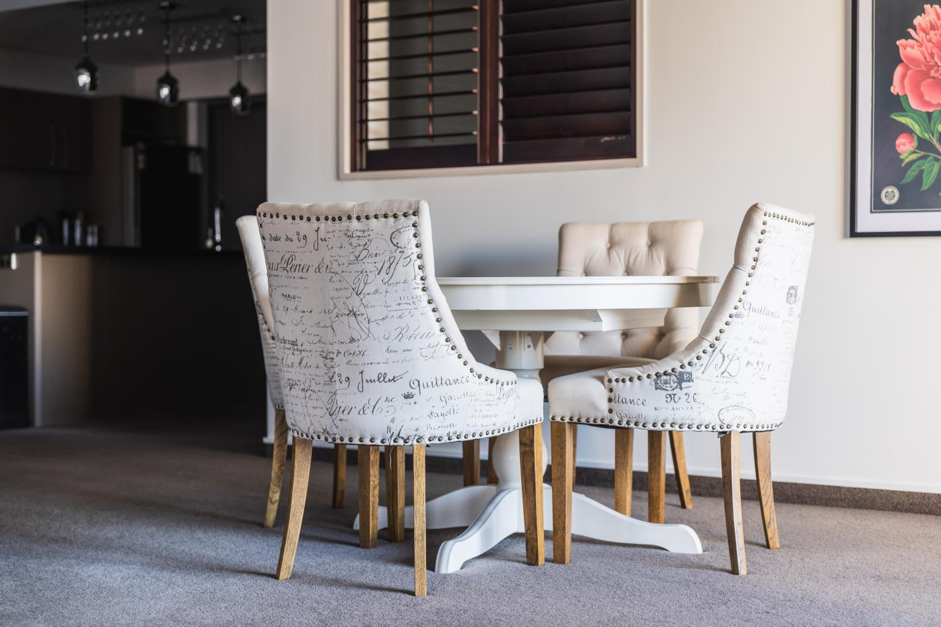 Manor Place Stays- Apartment Two