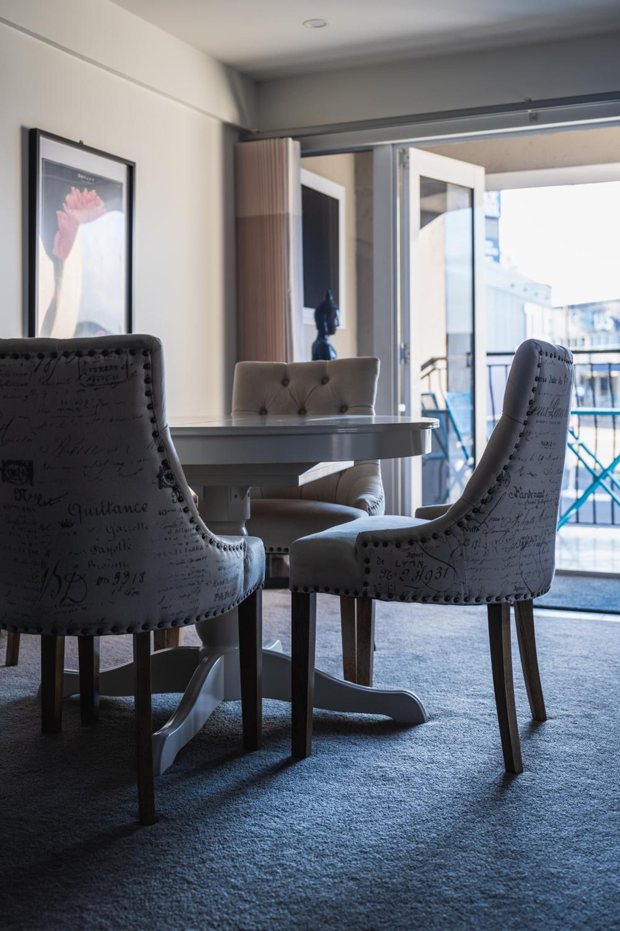 Manor Place Stays- Apartment Two