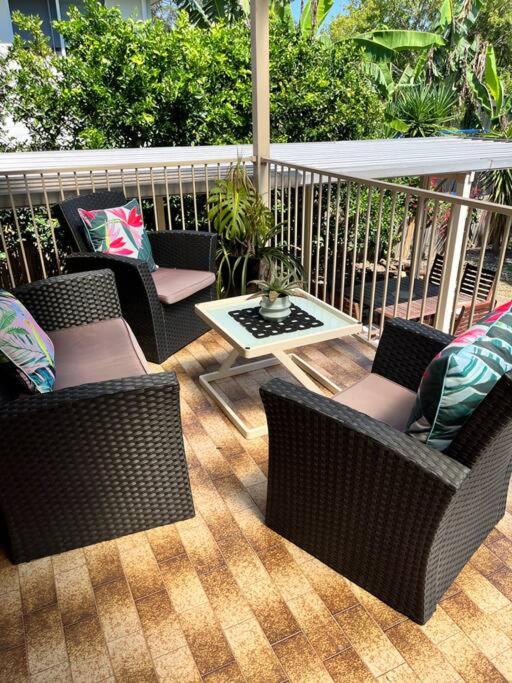 Hotel Perfectly located house with a big backyard. - Image 1