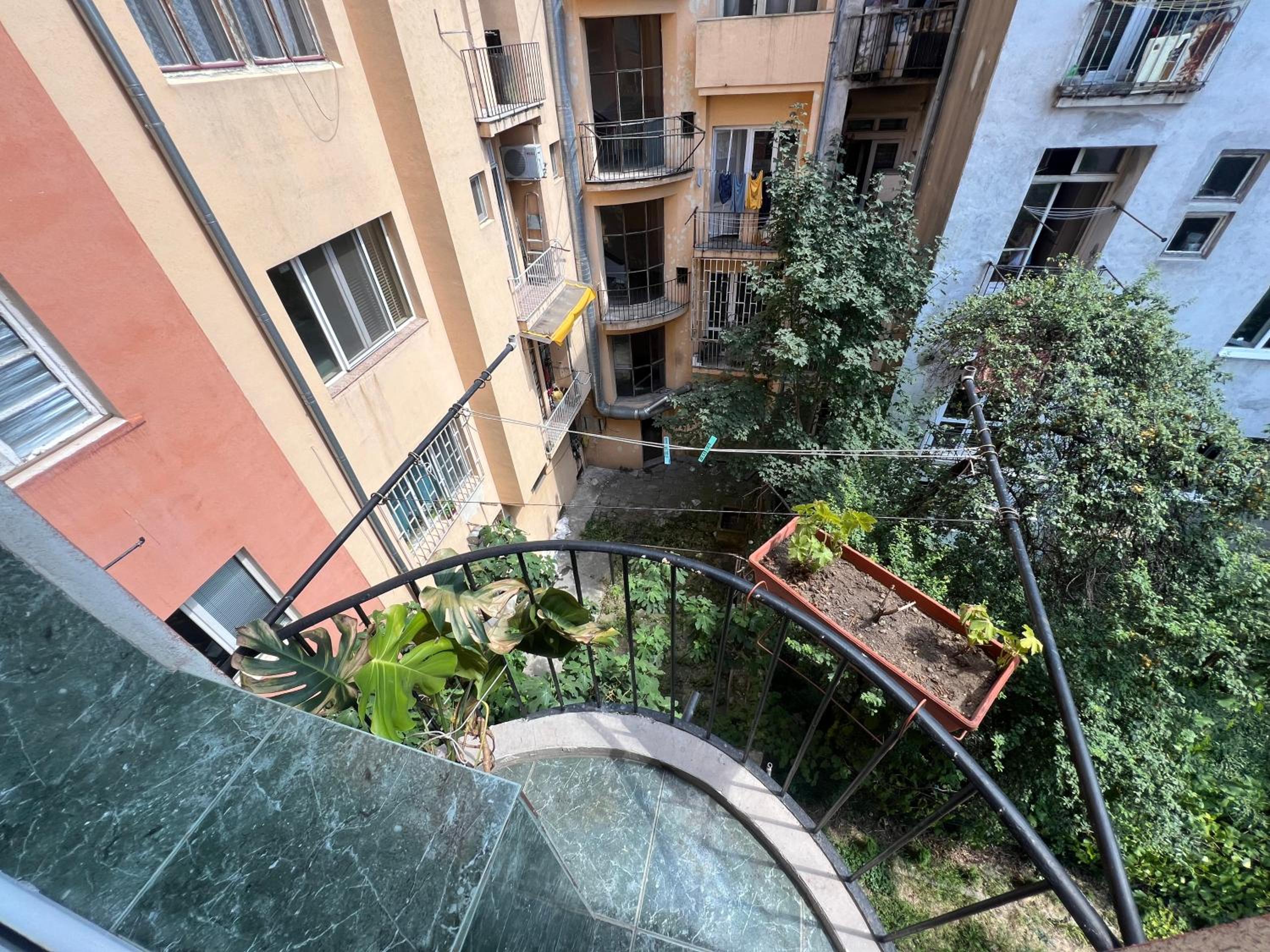 Sofia Downtown Stylish Stays