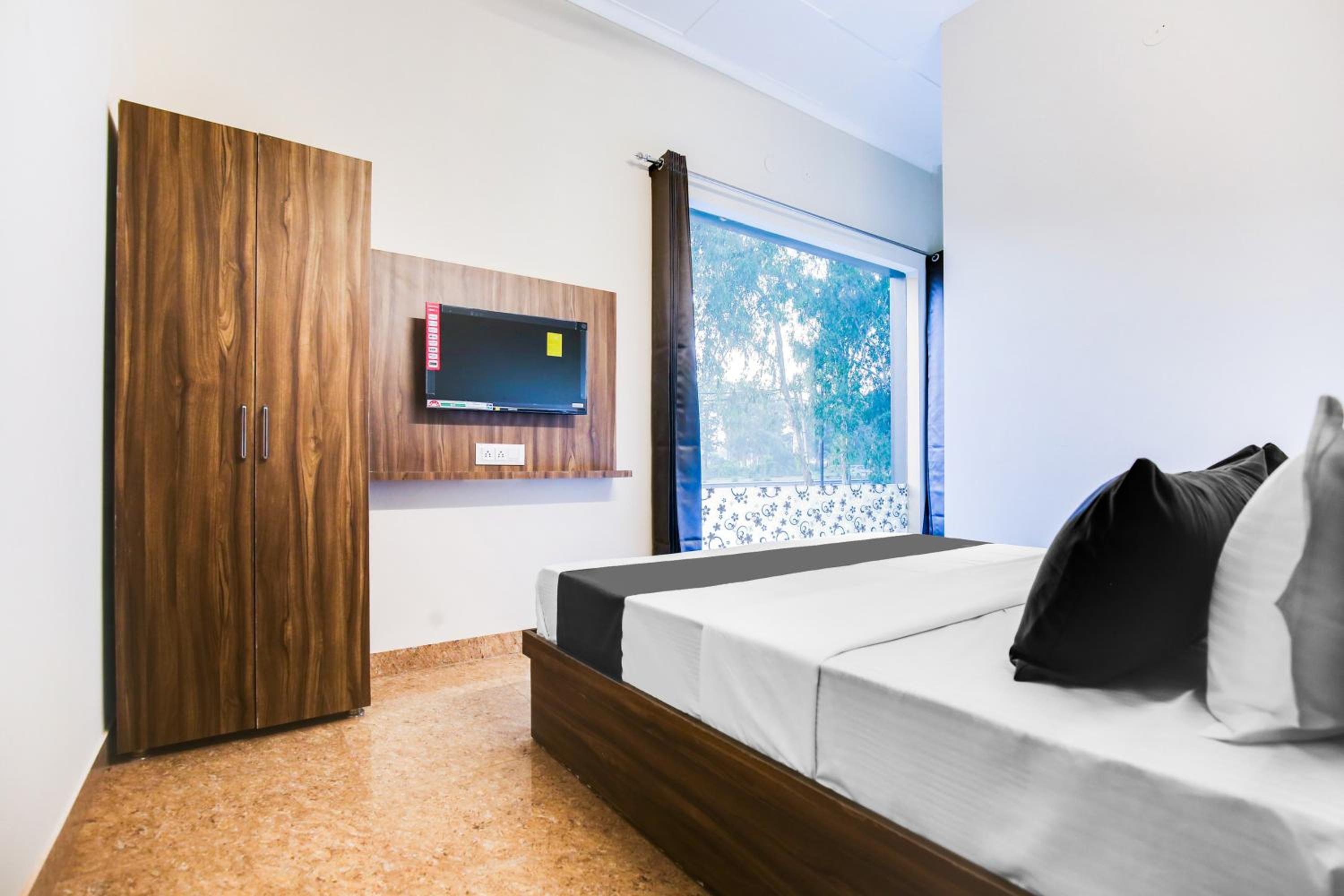 Hotel O GRACE RESIDENCY view 3