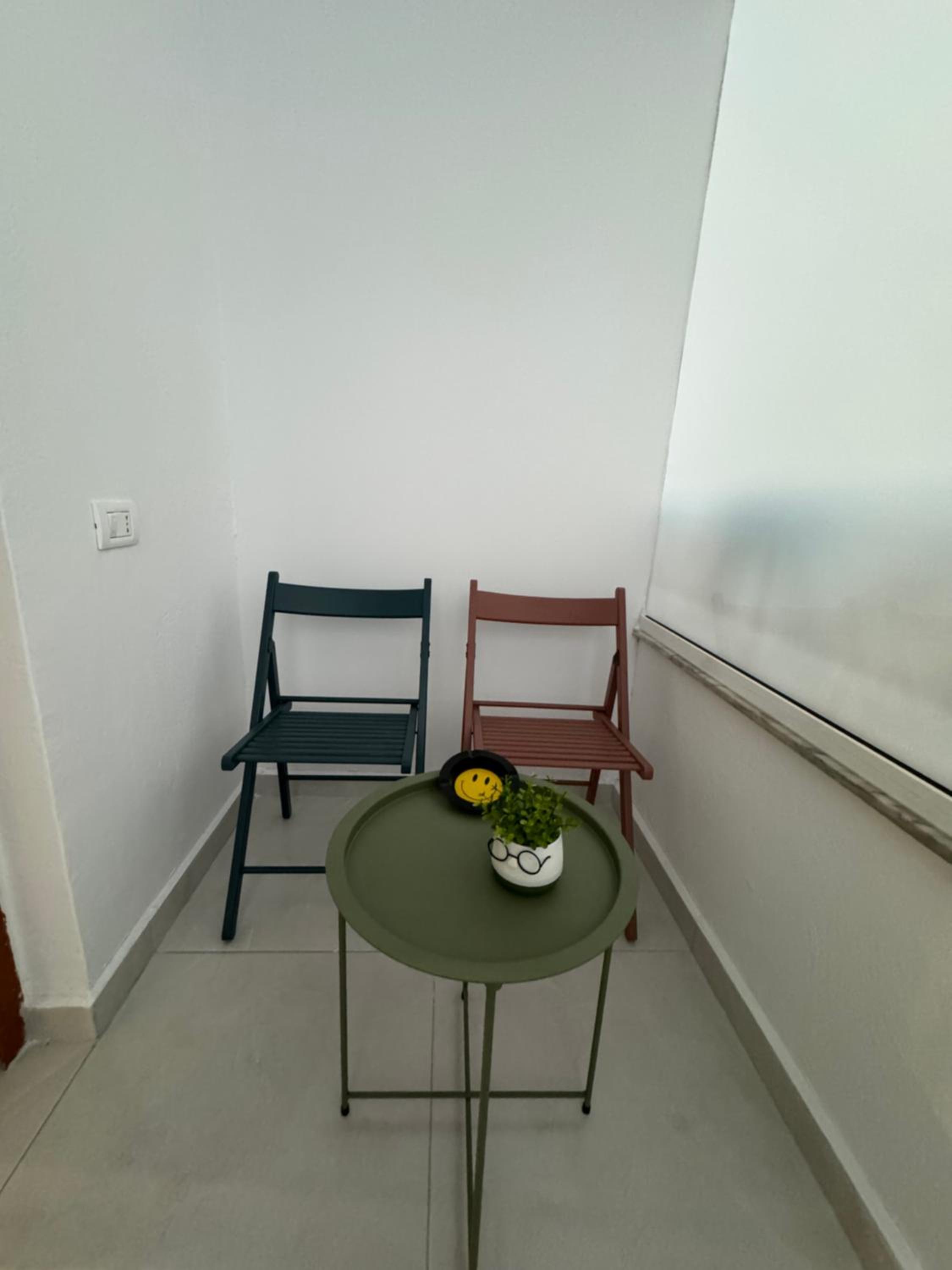 Hi5 Rooms