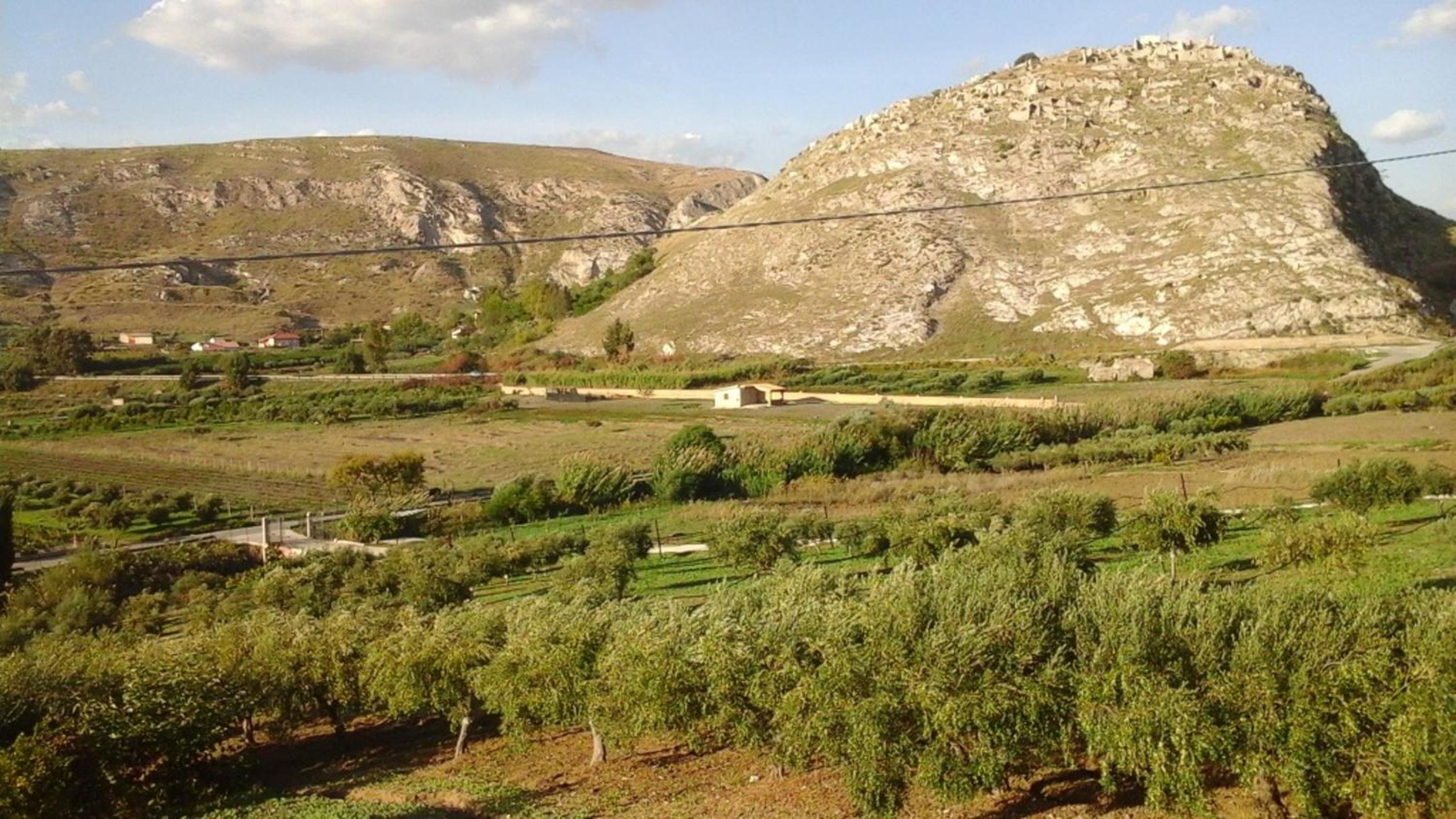 Spacious Apartment in Montallegro with Stunning Views view 4