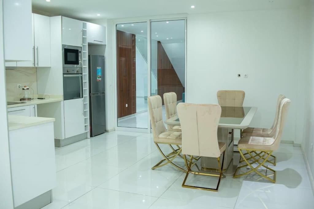 Cassenda Deluxe Villa