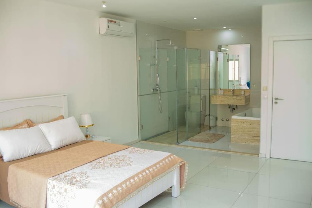 Cassenda Deluxe Villa