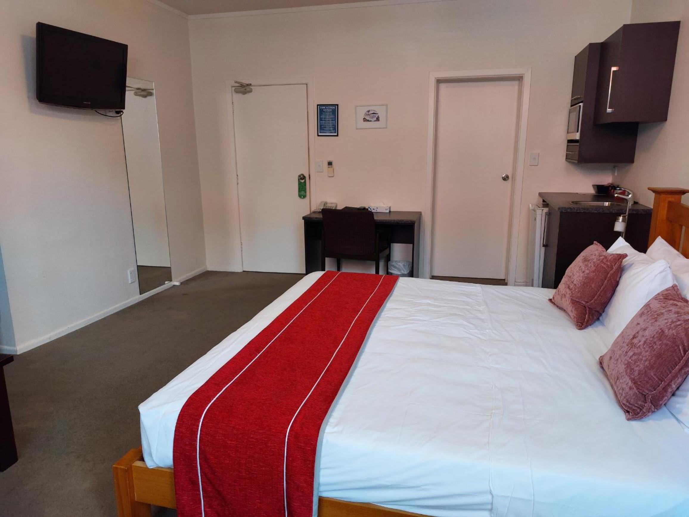 At Eden Park Motel view 2