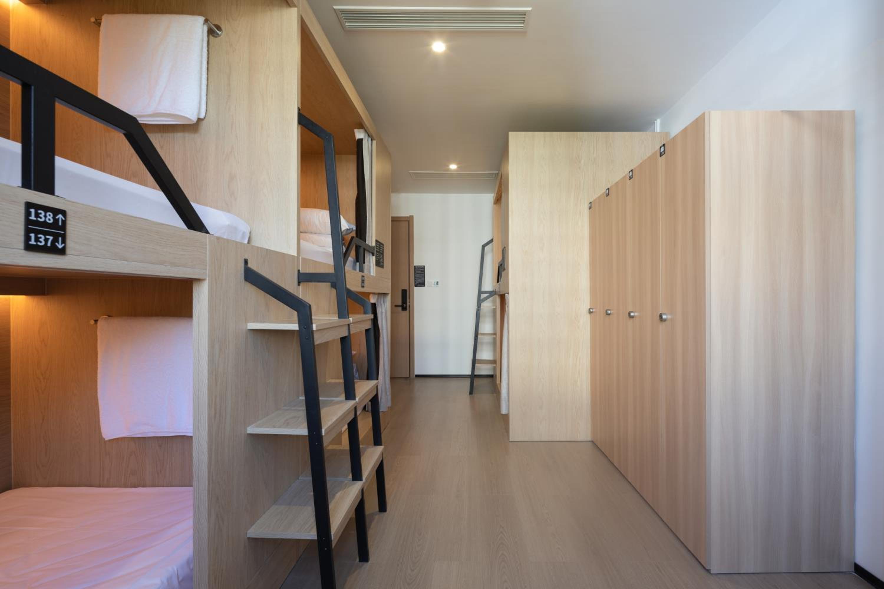 Xiamen Desti Youth Park Hostel Zhongshan Road -24H Reception&English Service& Cafe& Bar& Luggage Storage& Large Public Area