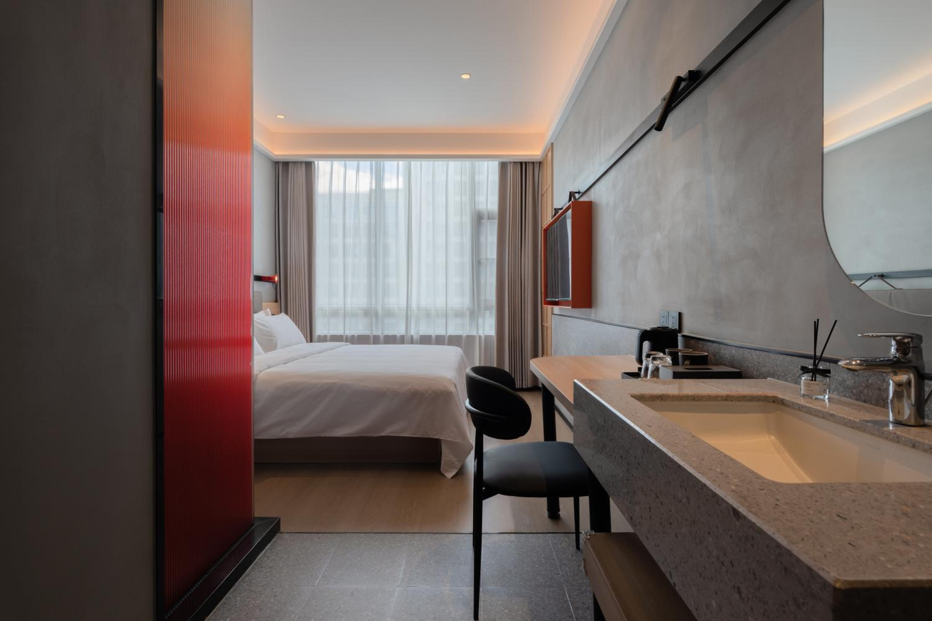 Xiamen Desti Youth Park Hostel Zhongshan Road -24H Reception&English Service& Cafe& Bar& Luggage Storage& Large Public Area