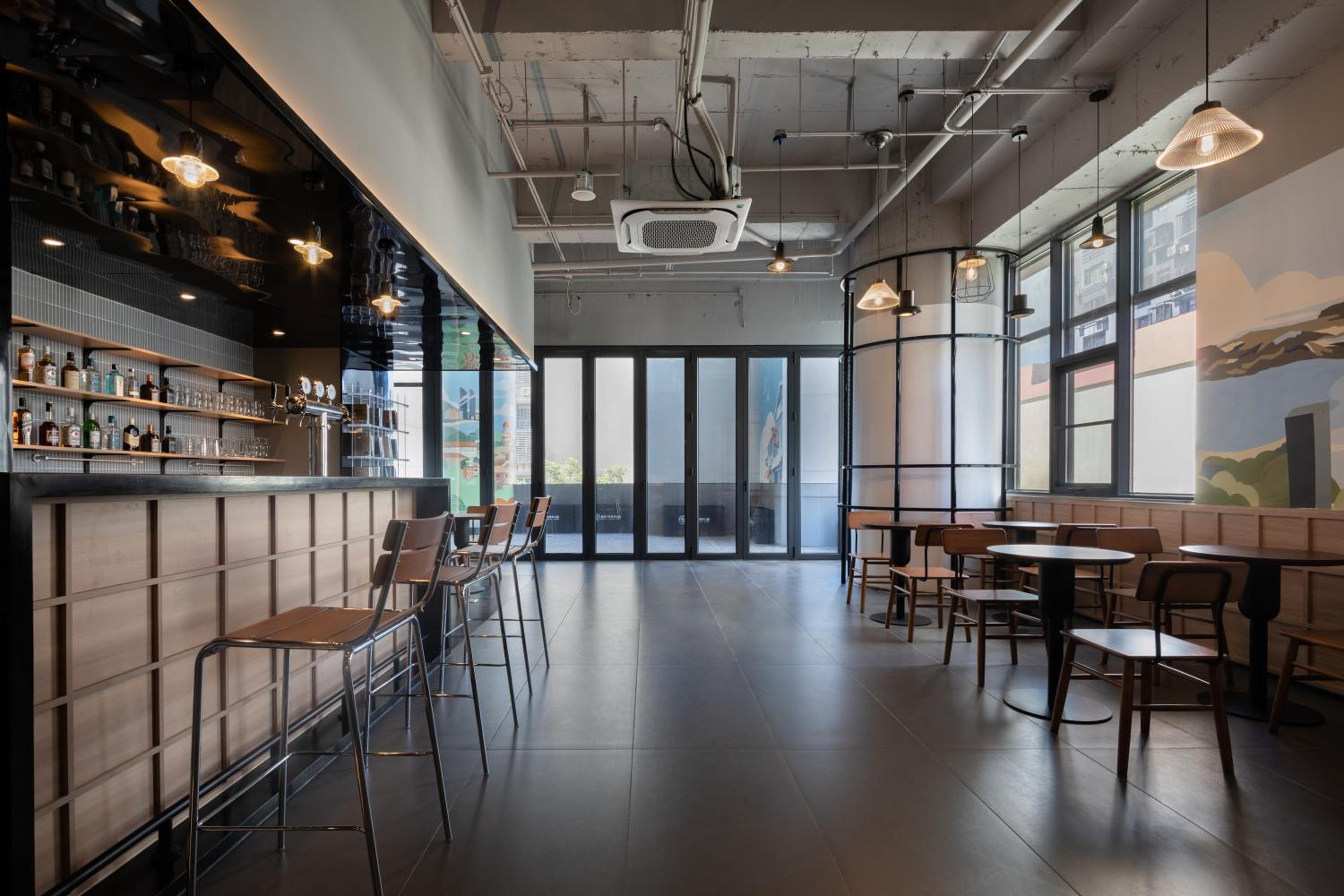 Xiamen Desti Youth Park Hostel Zhongshan Road -24H Reception&English Service& Cafe& Bar& Luggage Storage& Large Public Area