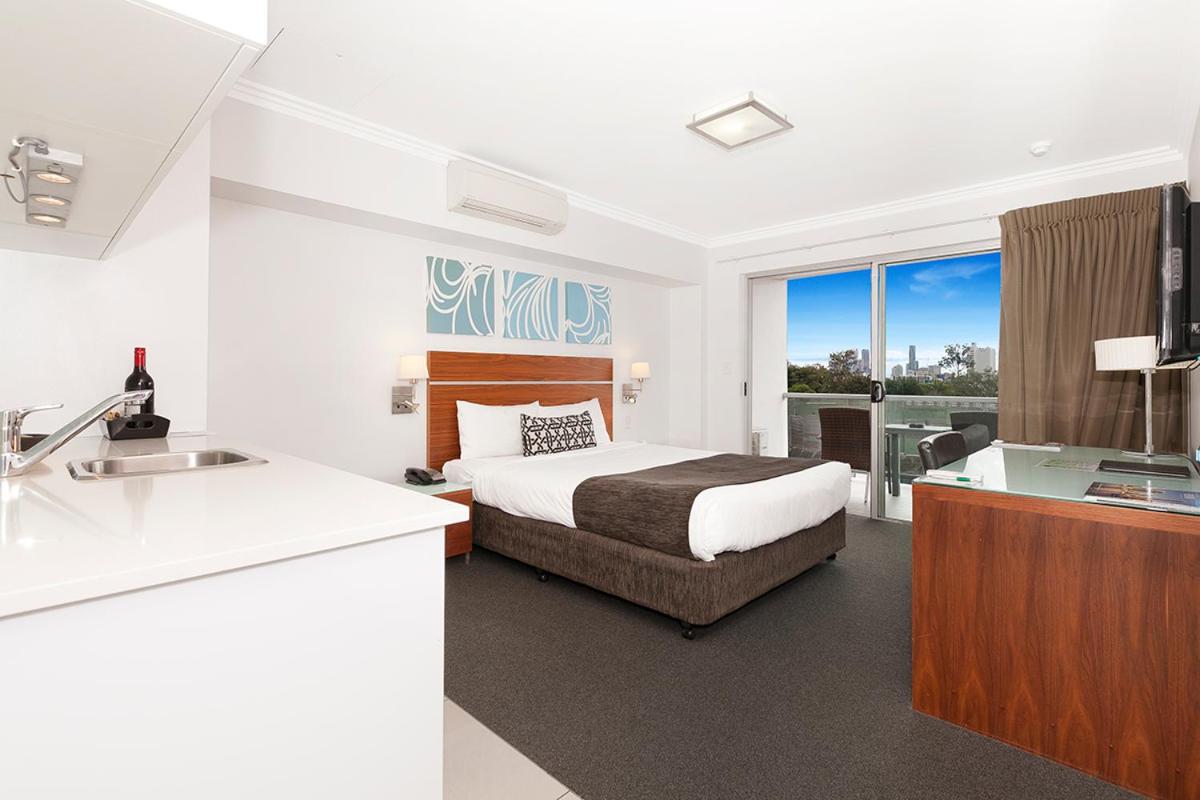 Hotel Chino-1