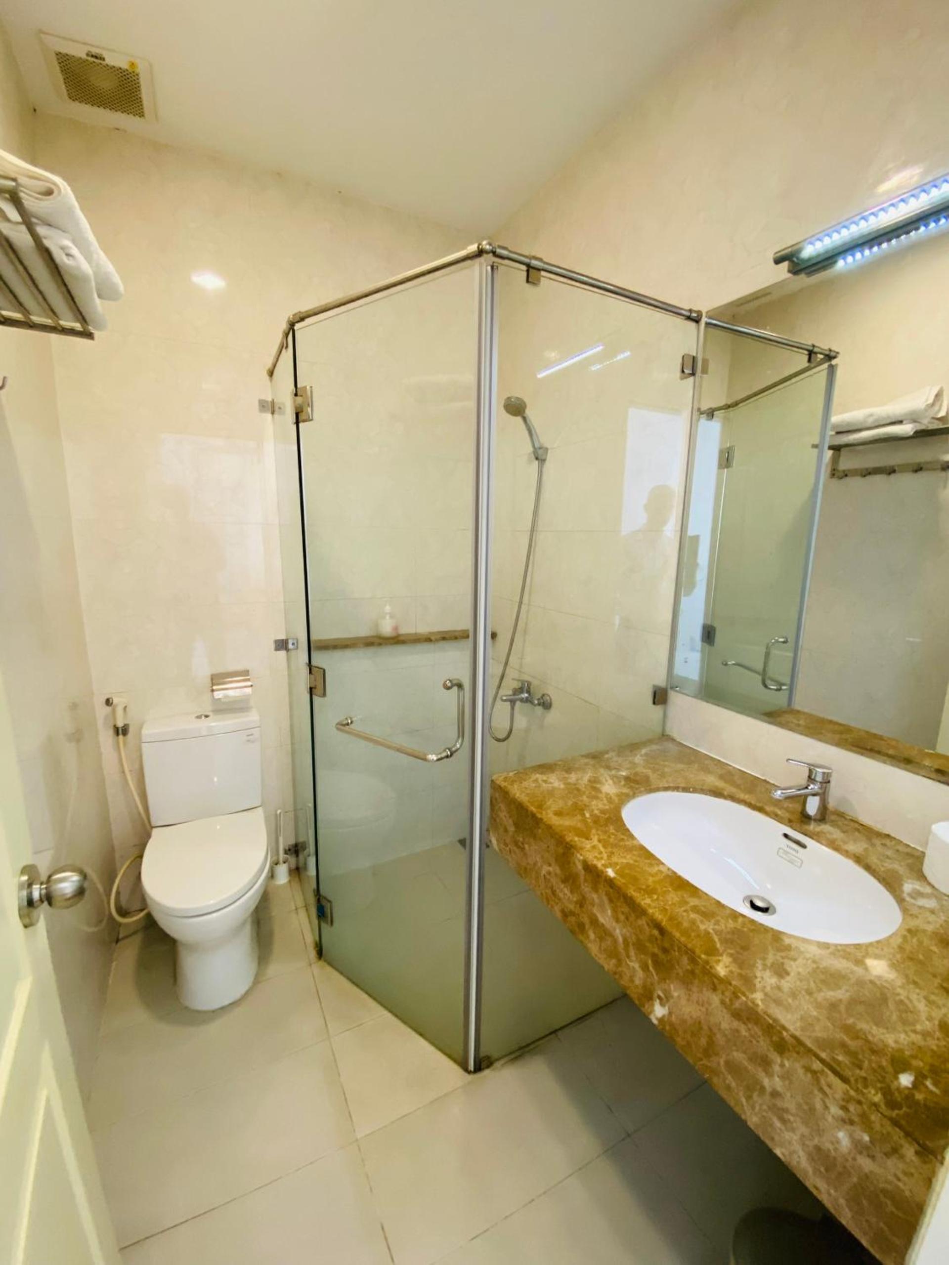 Pearl Service Apartment