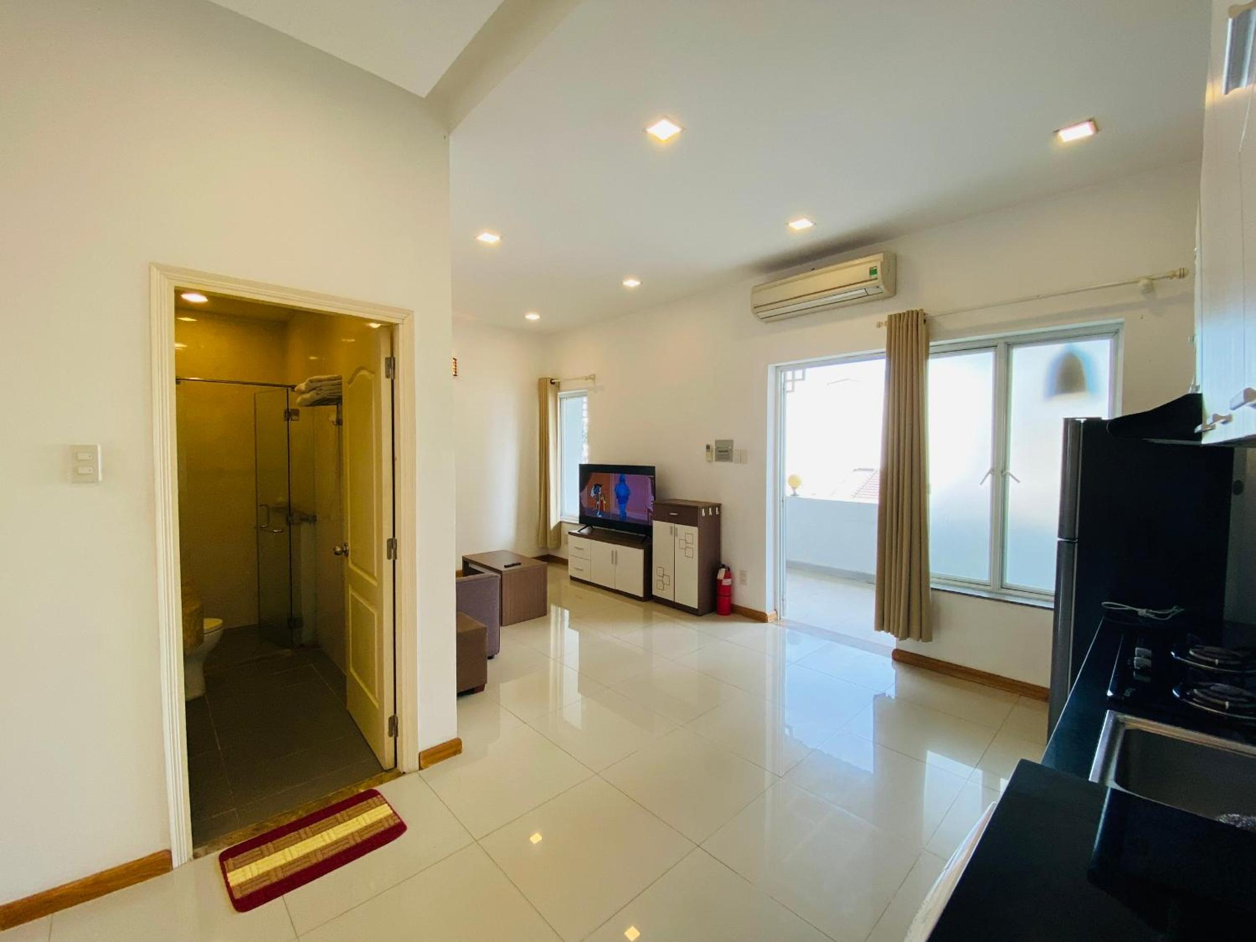 Pearl Service Apartment