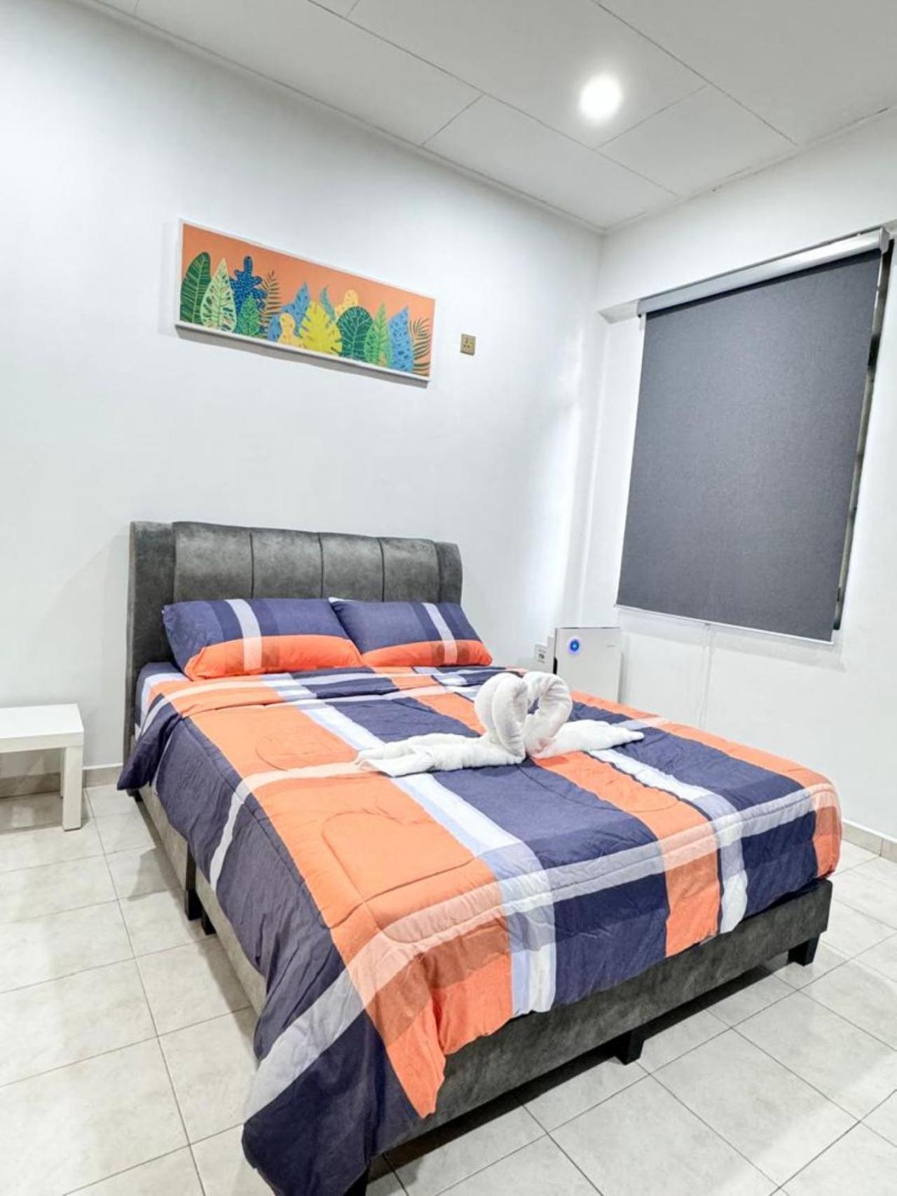 Mount Austin JB Homestay 3 beds Free 2-3 Car Parks