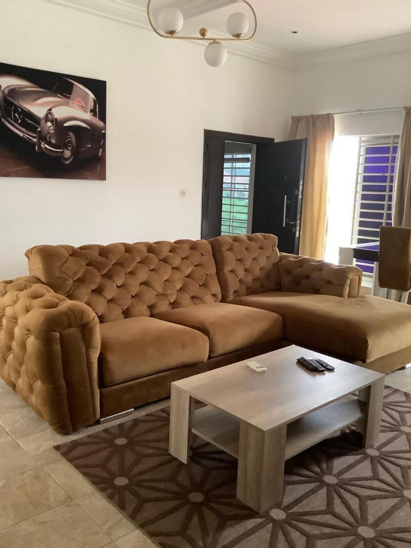 Luxurious 2 Bedroom Apartment view 3