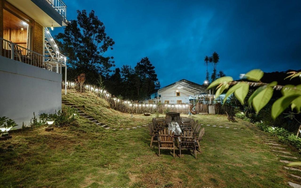 Lưng Chừng House view 4