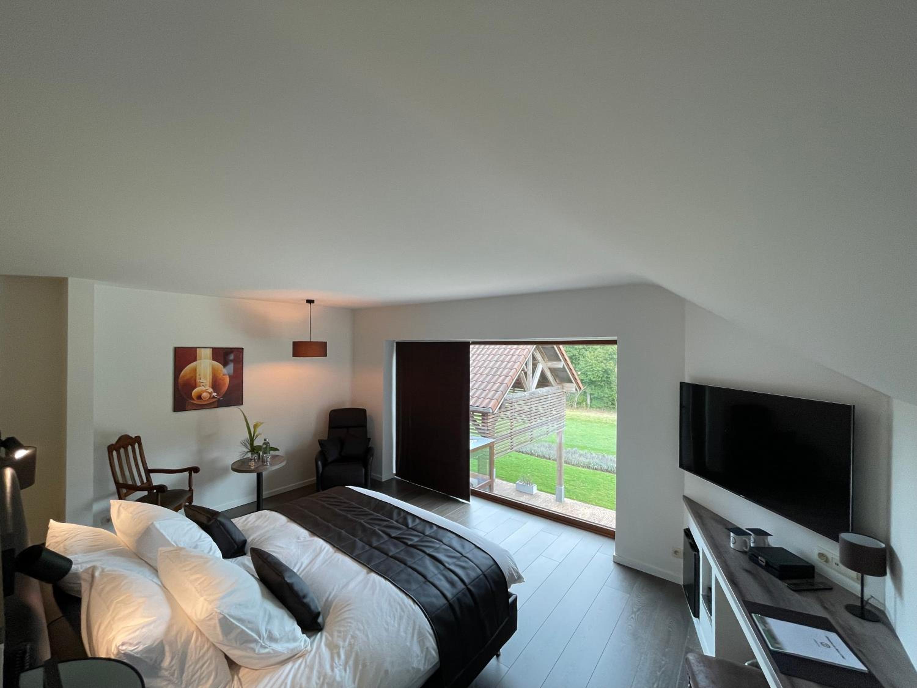 Domaine du Bois d'Hez - Corporate Privative Hotel view 5