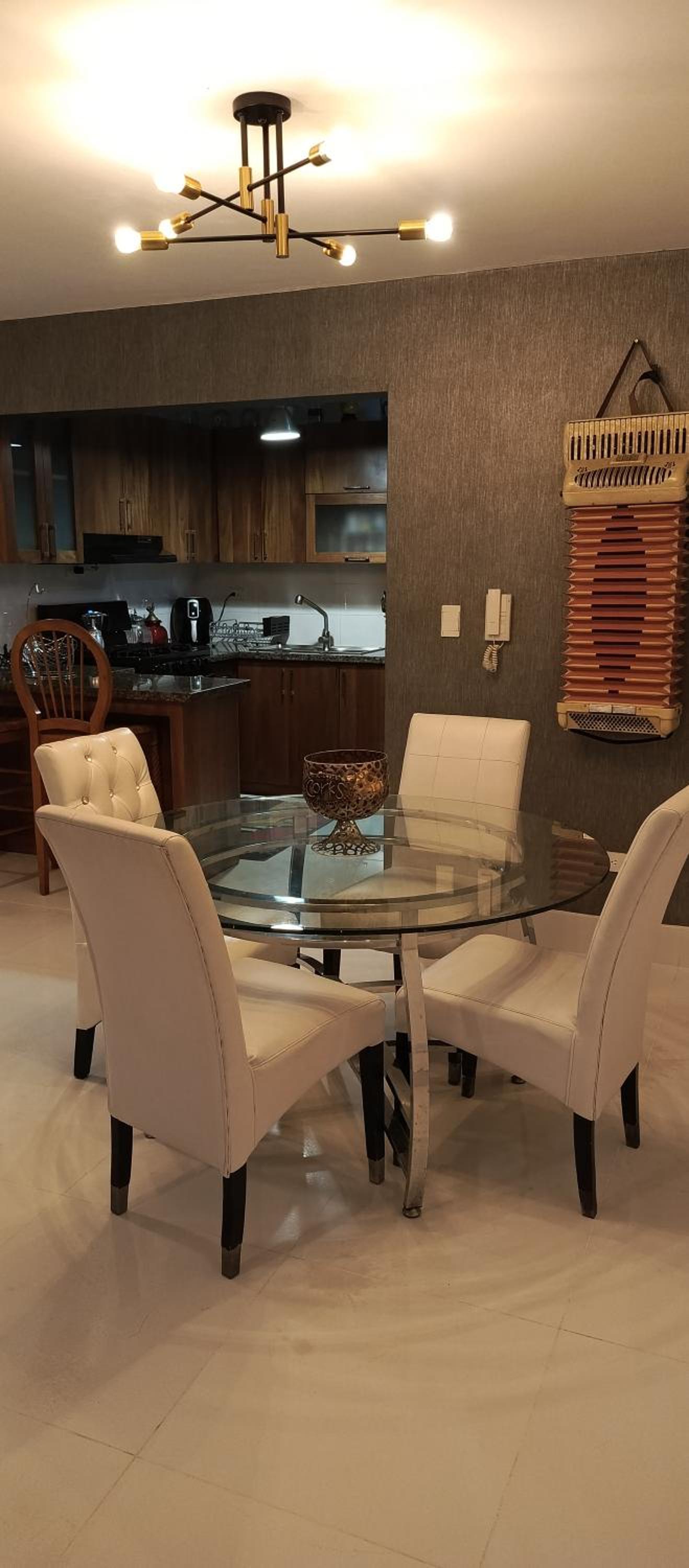 Estupendo Apartamento