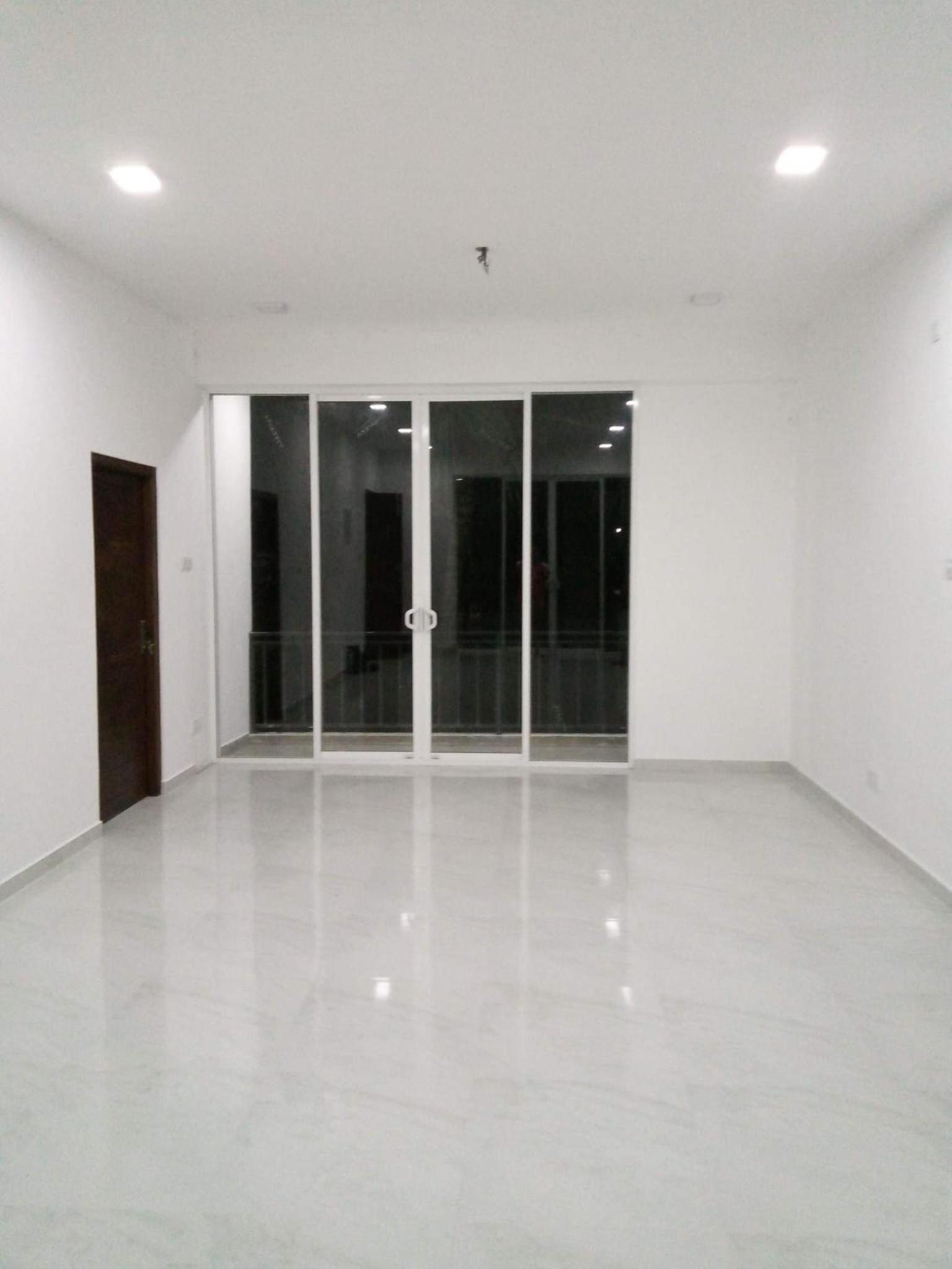 Kingston Apartment