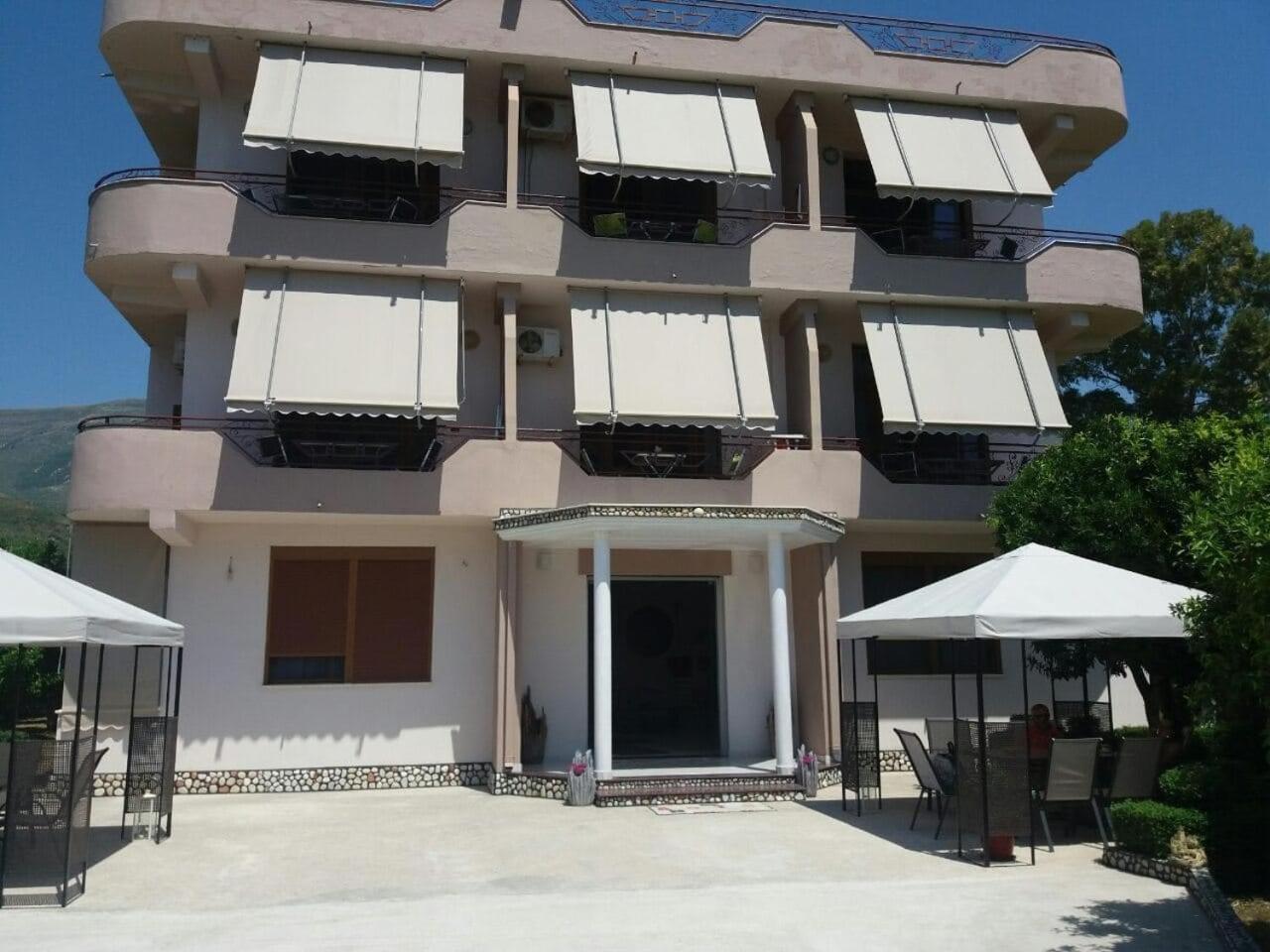 Edgar Hotel