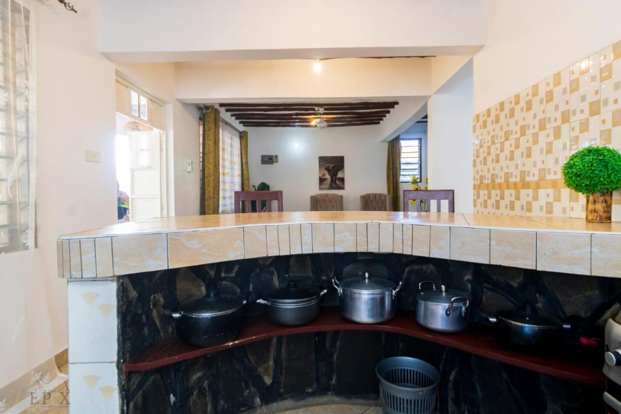 Ukunda Vacations - Beach road 3br Diani - Property Image 2
