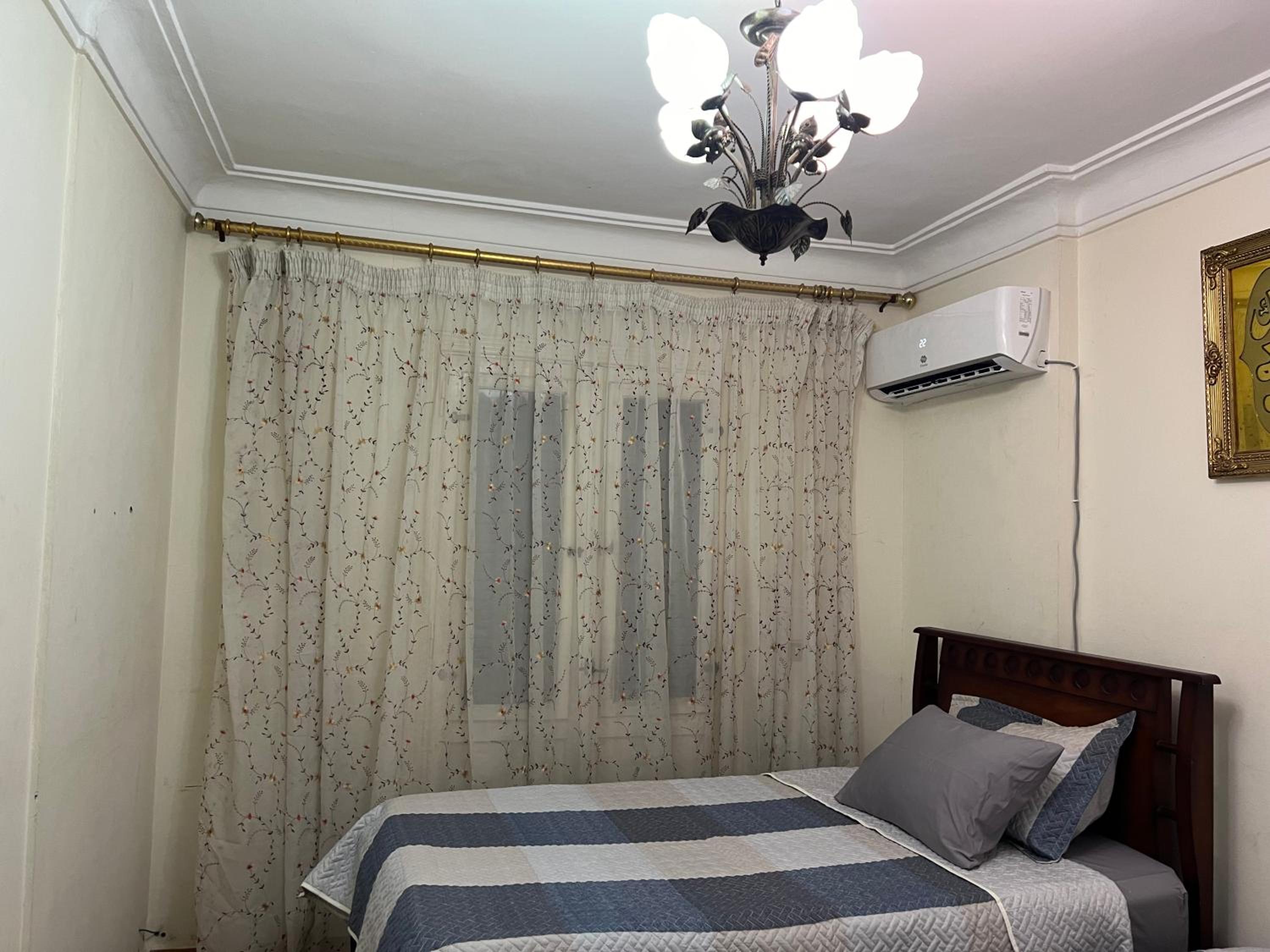 Alexandria Smouha Green Plaza Gateway,50 m from Green Plaza mall