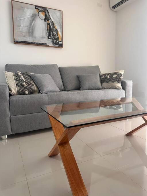 Lujoso apartamento, full amenities view 3