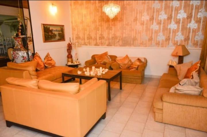 The Cinnamon Villa By Kings Bay view 3