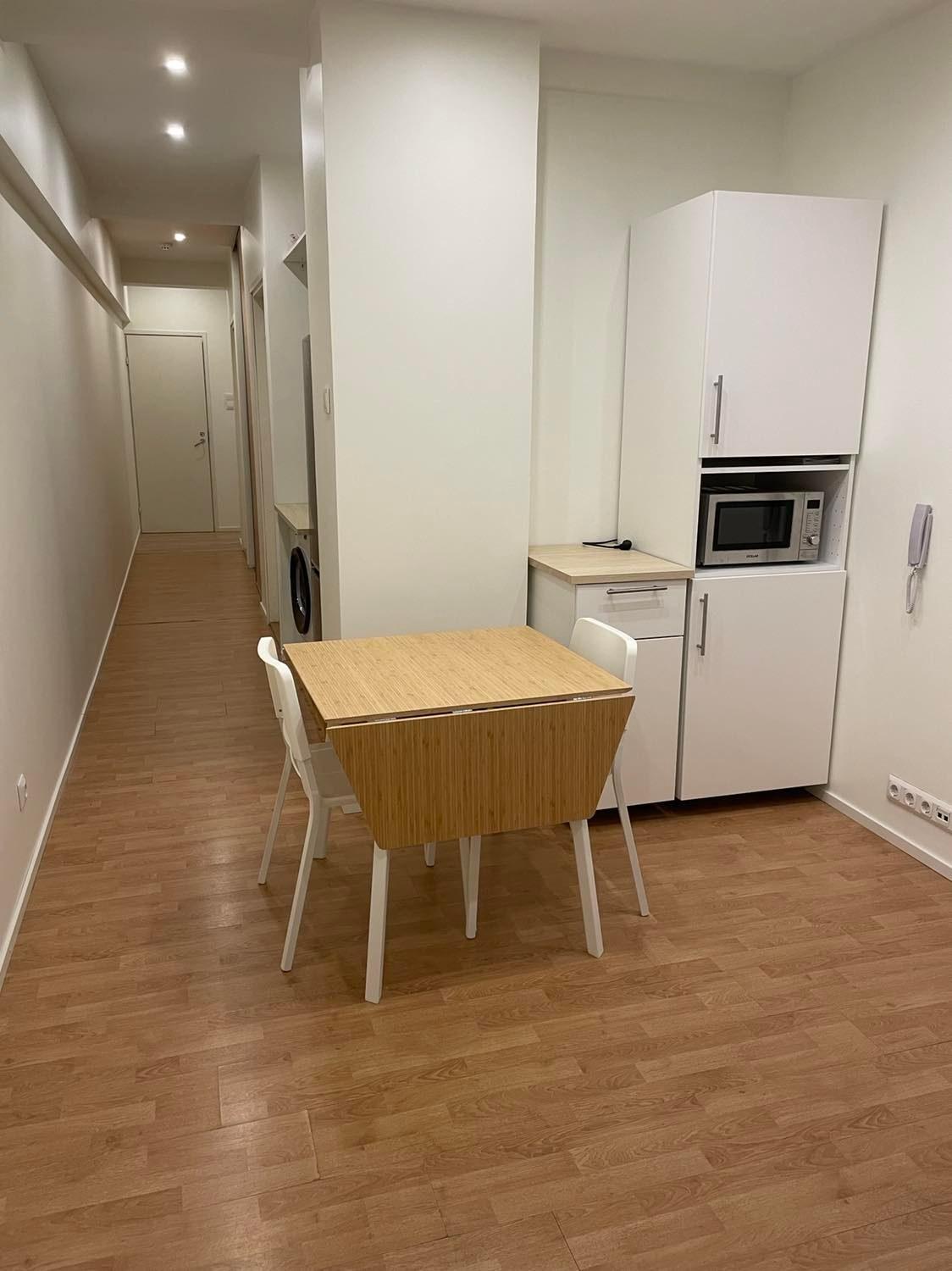 Peaceful Room in Shared Flat Close to Old Town view 5