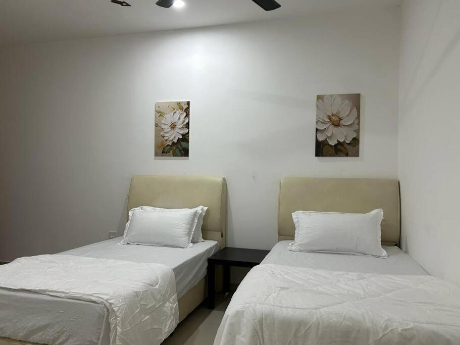 AD Sendayan Homestay