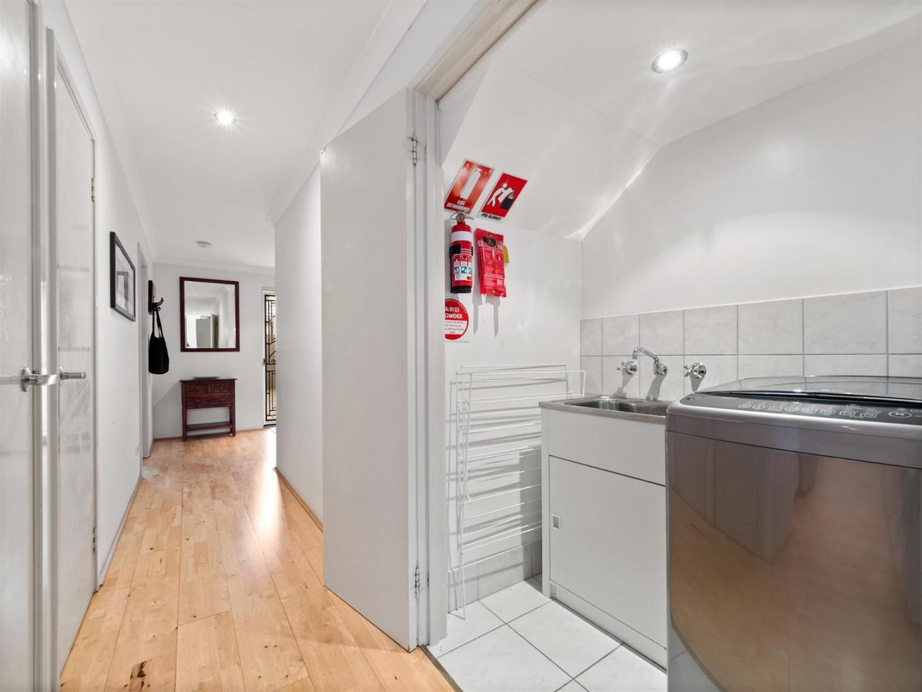 Townhouse 212 - Private - Central - Family Friendly view 3