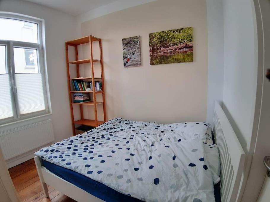 Gemütliche Wohnung mit geteiltem Essbereich am Rande des Bremer Viertel